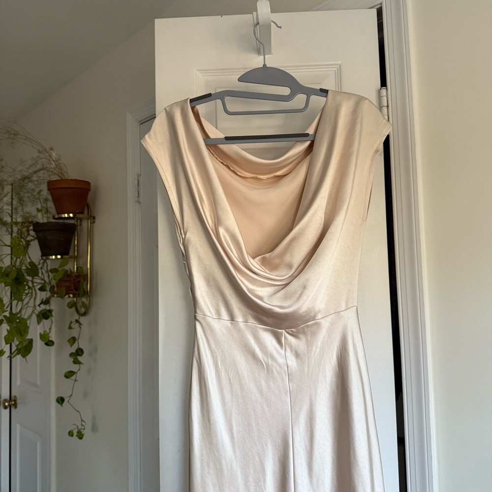 Hello Molly Champagne Gold Cream Satin Dress Size 6 Low Back Midi - Picture 7 of 8